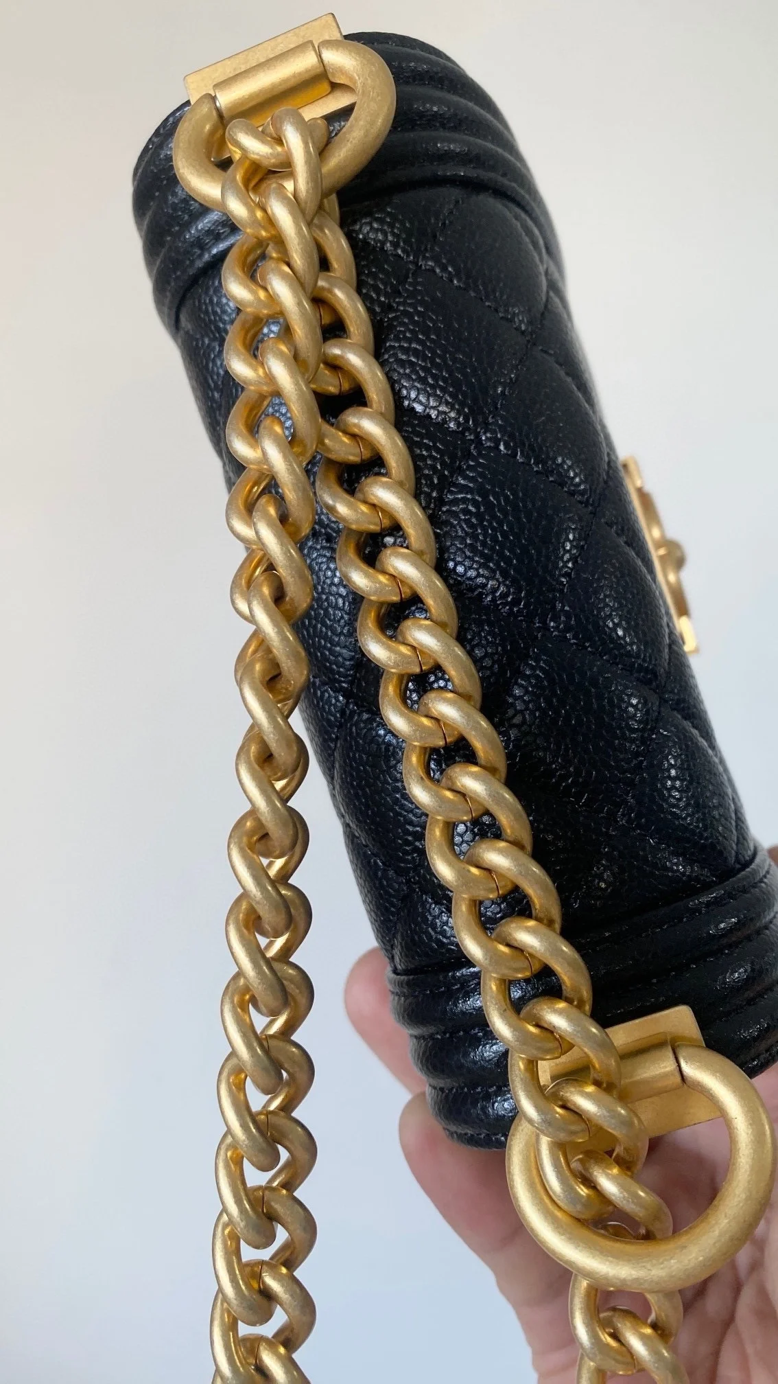 샤넬 보이백 미니 캐비어 블랙 빈티지 골드