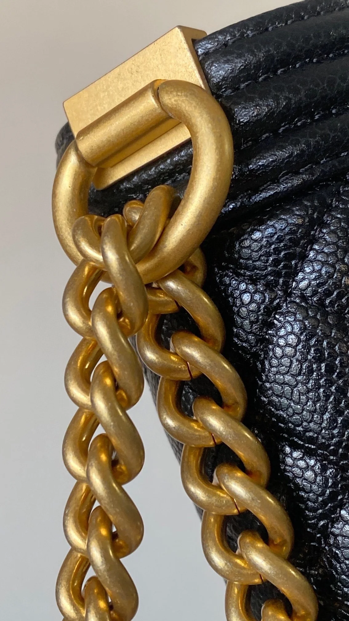 샤넬 보이백 미니 캐비어 블랙 빈티지 골드