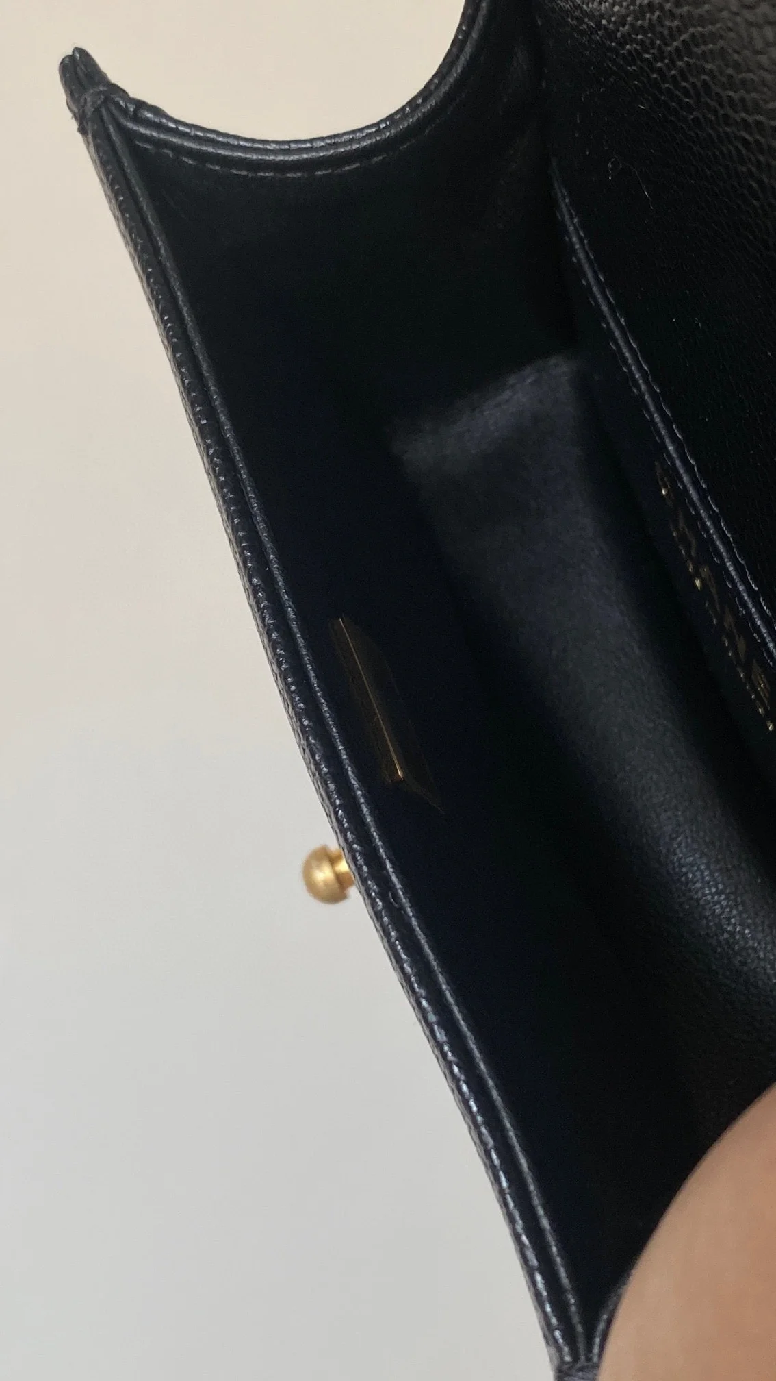 샤넬 보이백 미니 캐비어 블랙 빈티지 골드