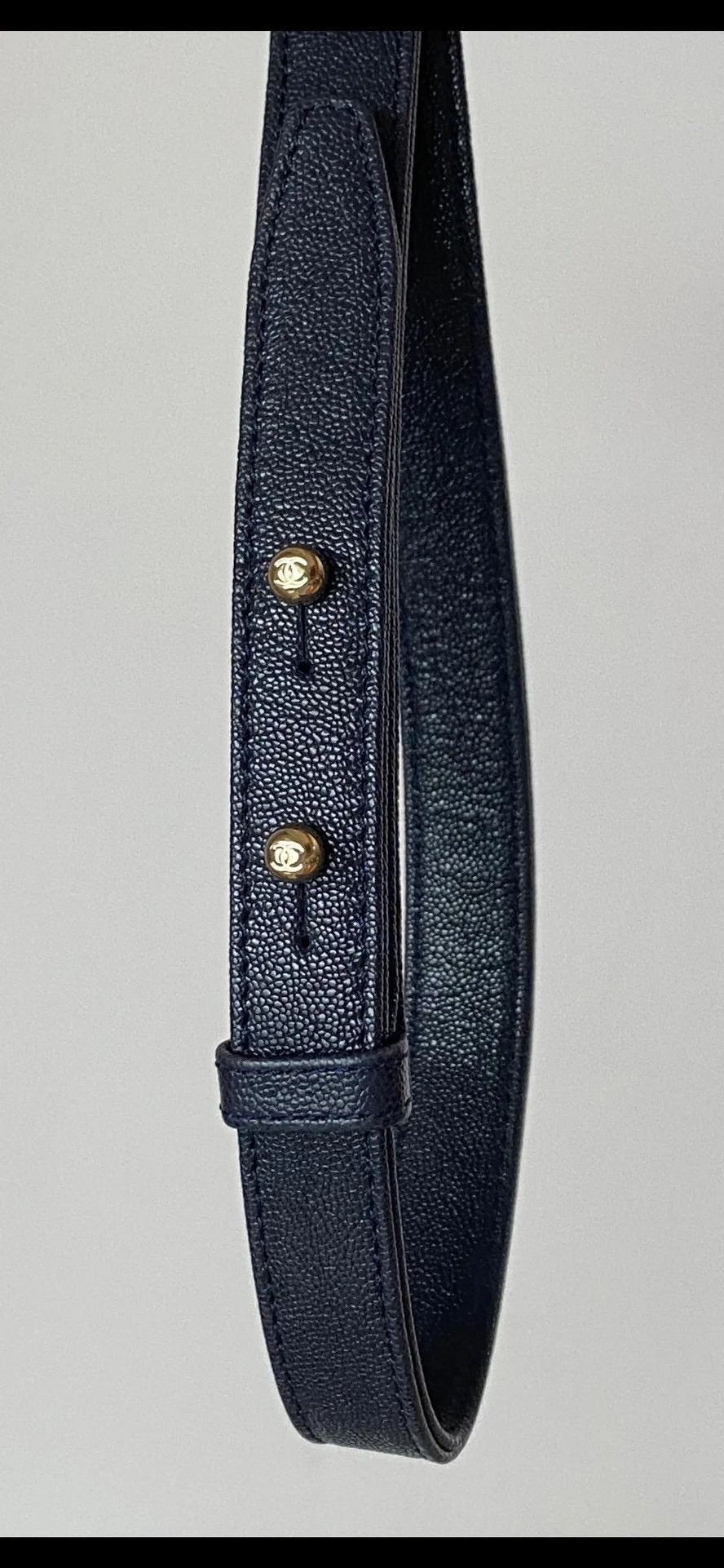 샤넬 보이백 쉐브론 미디움 캐비어 네이비 골드