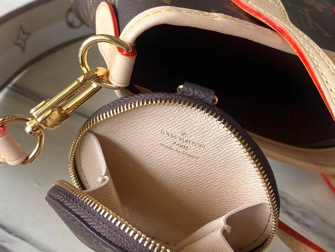 루이비통 네버풀 BB 핸드백 M46705