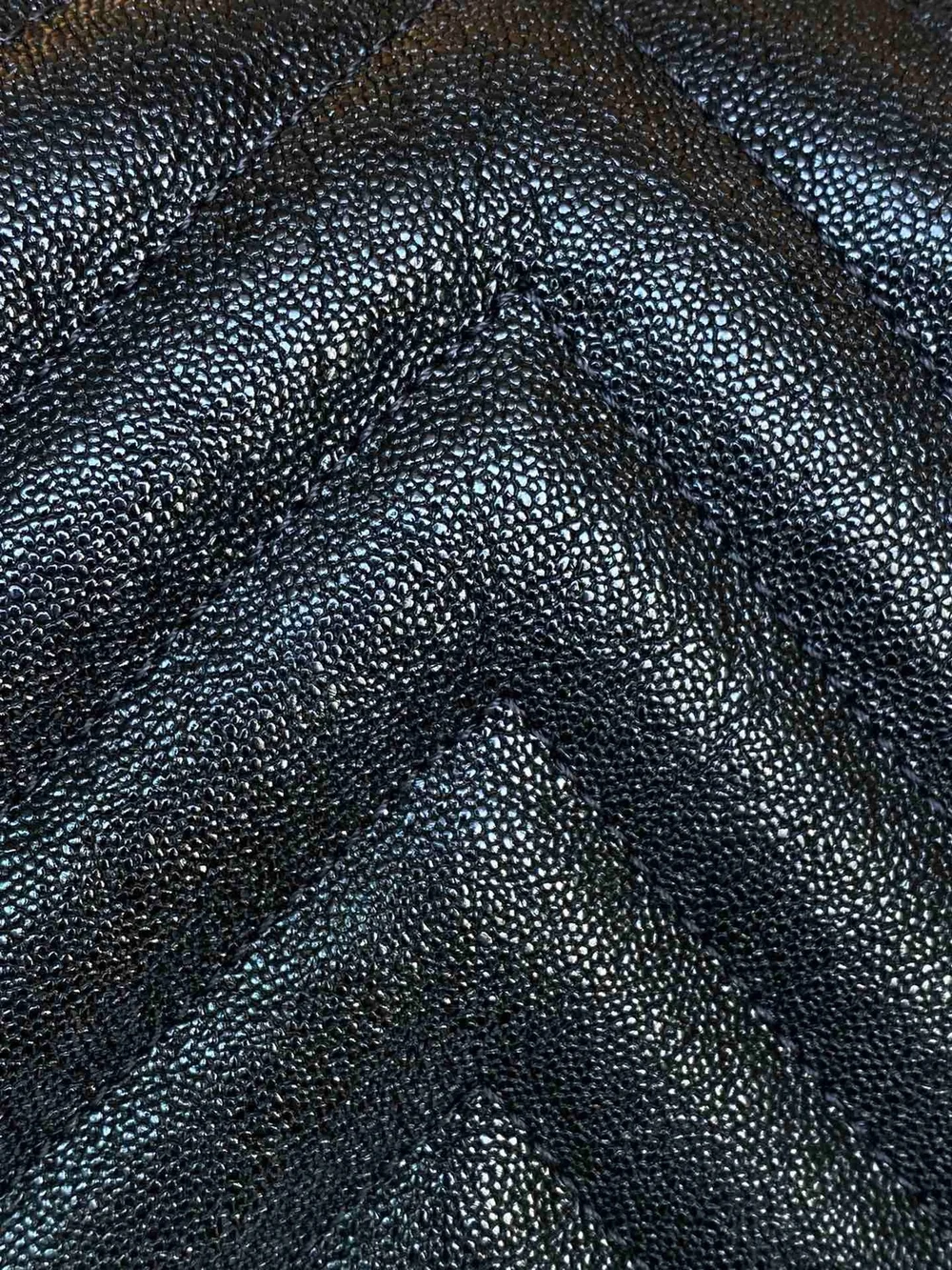 샤넬 보이백 쉐브론 미디움 캐비어 블랙 빈티지 골드