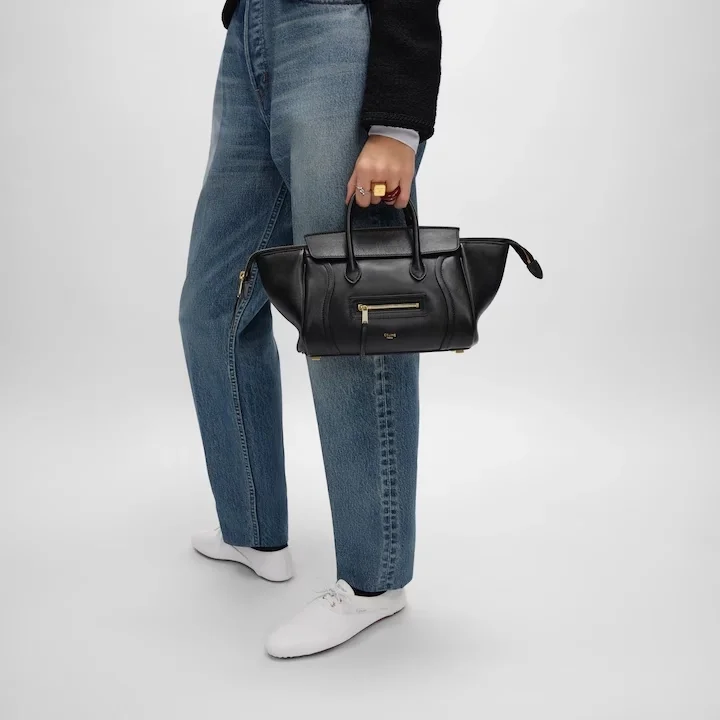 셀린느 스몰 뉴 러기지 셔플 샤이니 램스킨 블랙