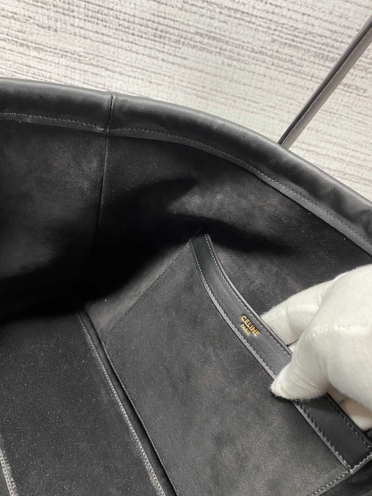 셀린느 드로우스트링 카바스 백 블랙