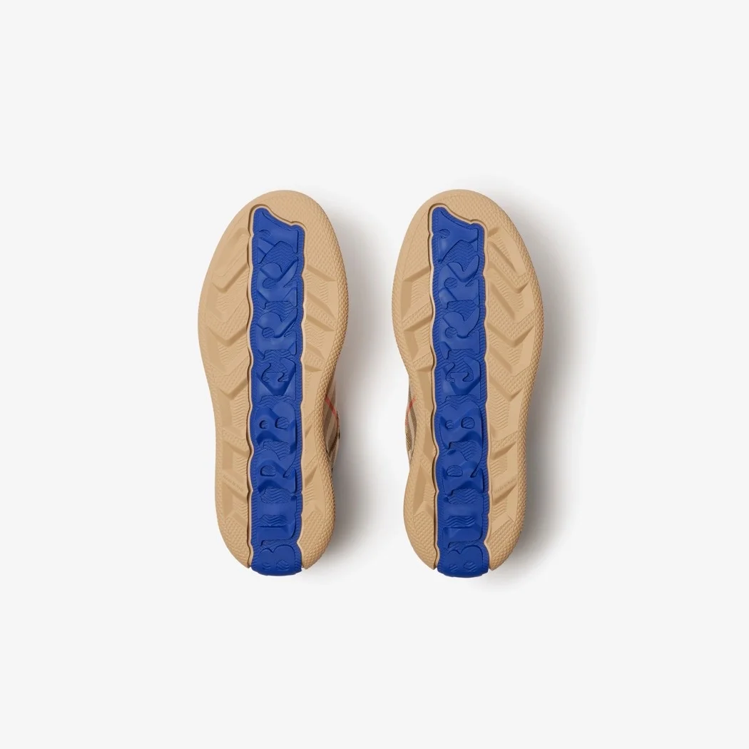 버버리 체크 테라스 스니커즈 샌드