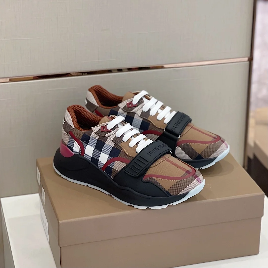 버버리 체크 버치 브라운 스니커즈