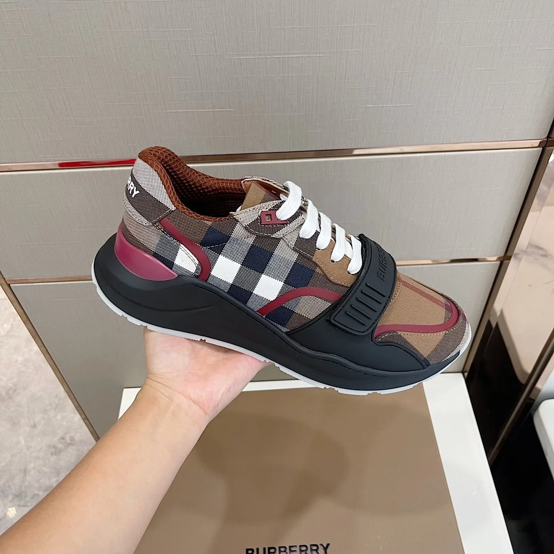 버버리 체크 버치 브라운 스니커즈