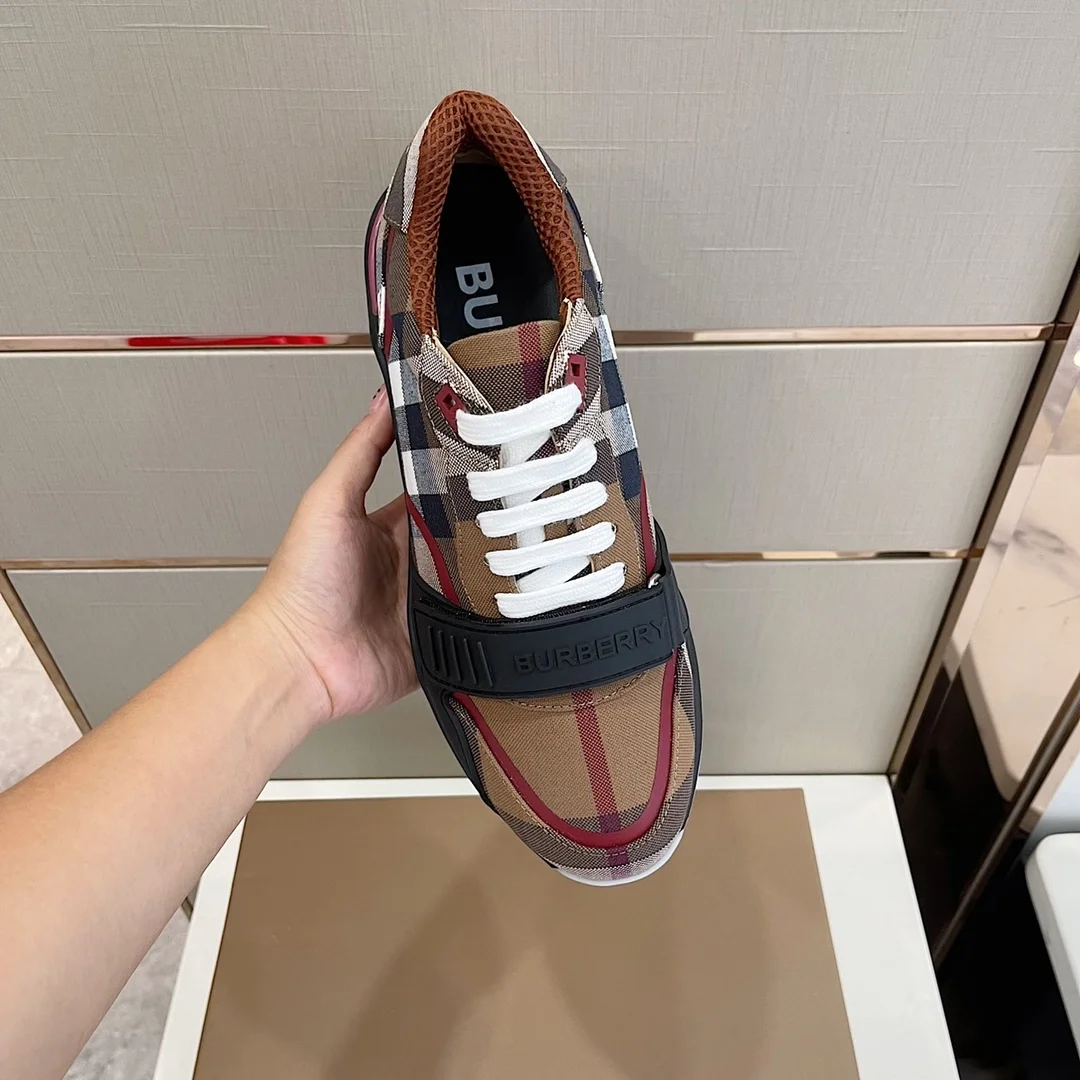 버버리 체크 버치 브라운 스니커즈