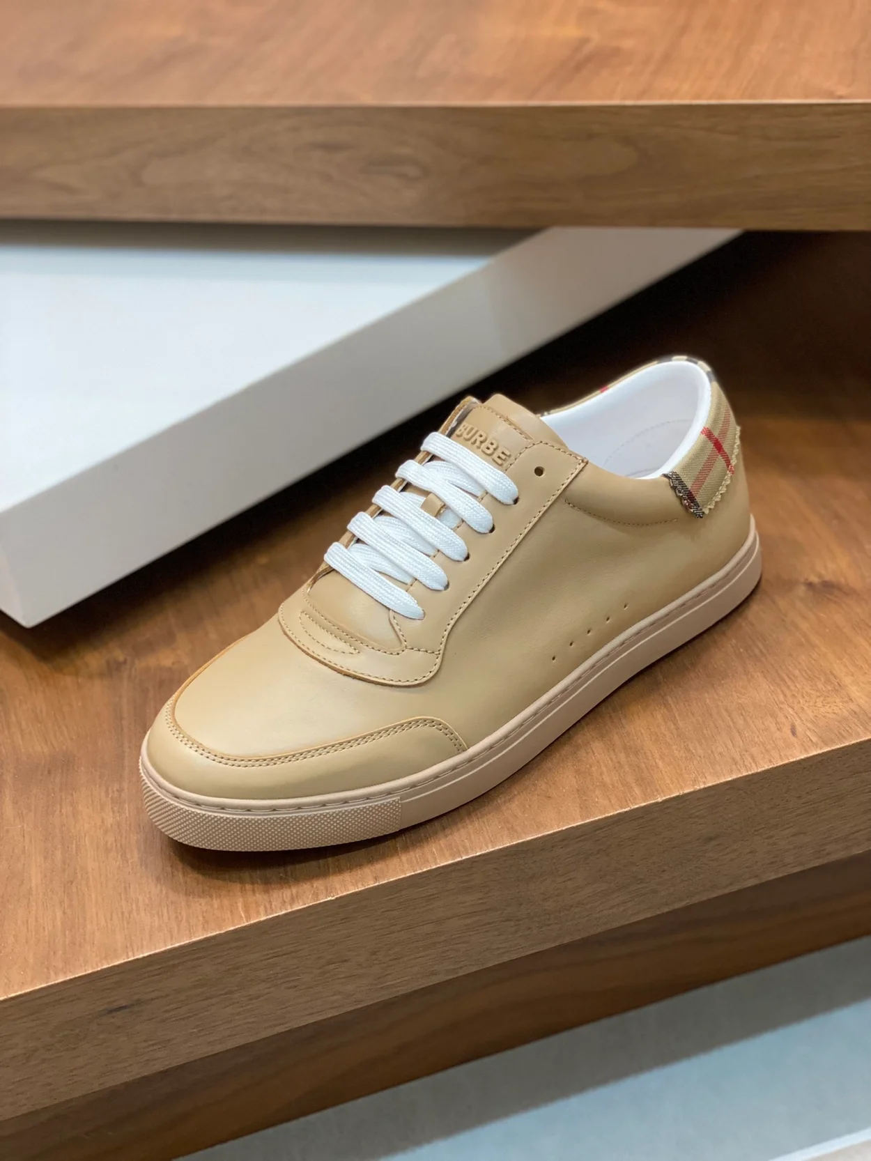 버버리 아카이브 베이지 코튼 스니커즈