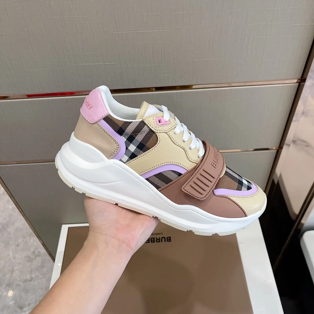 버버리 체크 코튼 레더 스니커즈