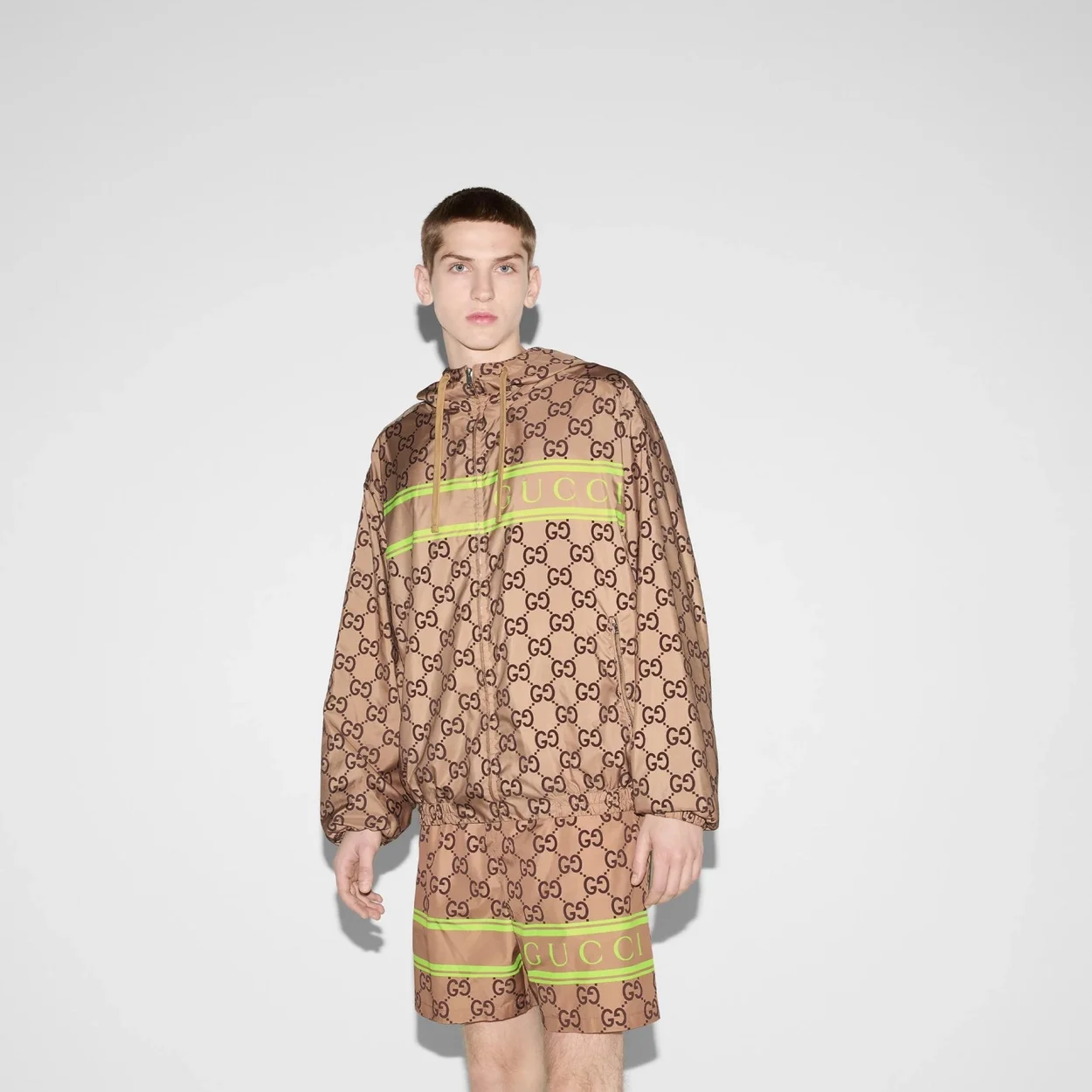 구찌 GG 프린트 나일론 후드 자켓