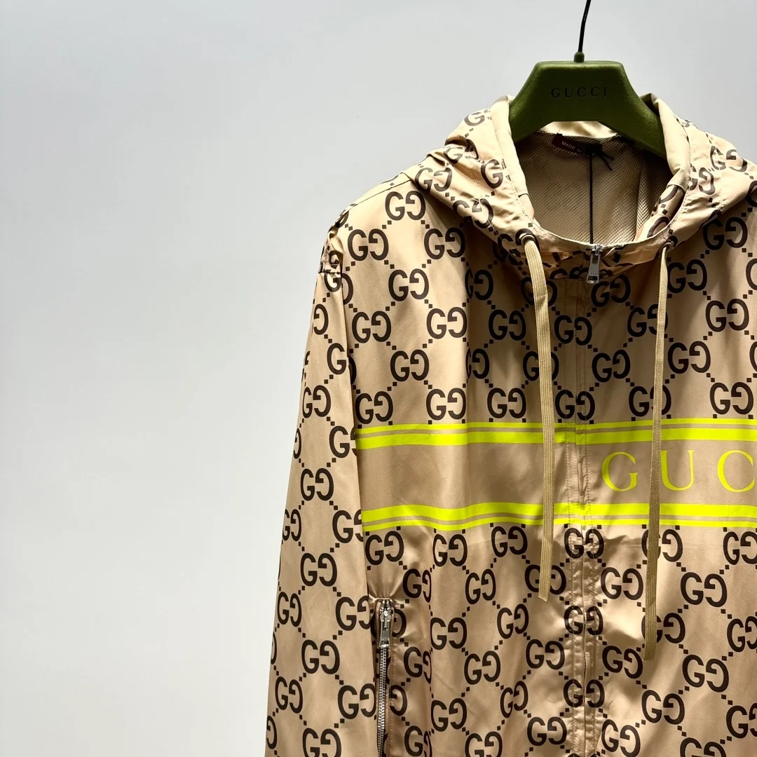 구찌 GG 프린트 나일론 후드 자켓