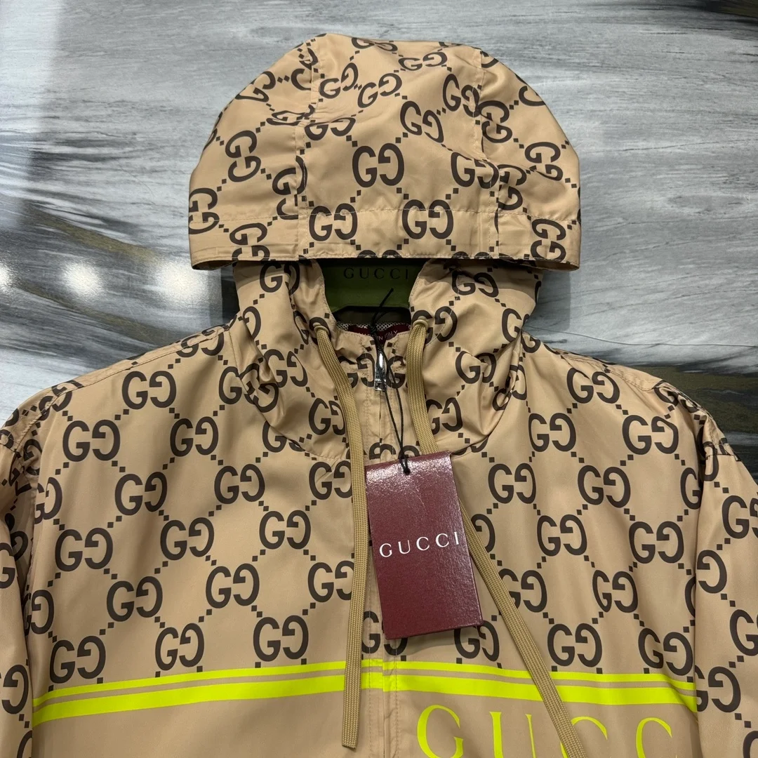구찌 GG 프린트 나일론 후드 자켓