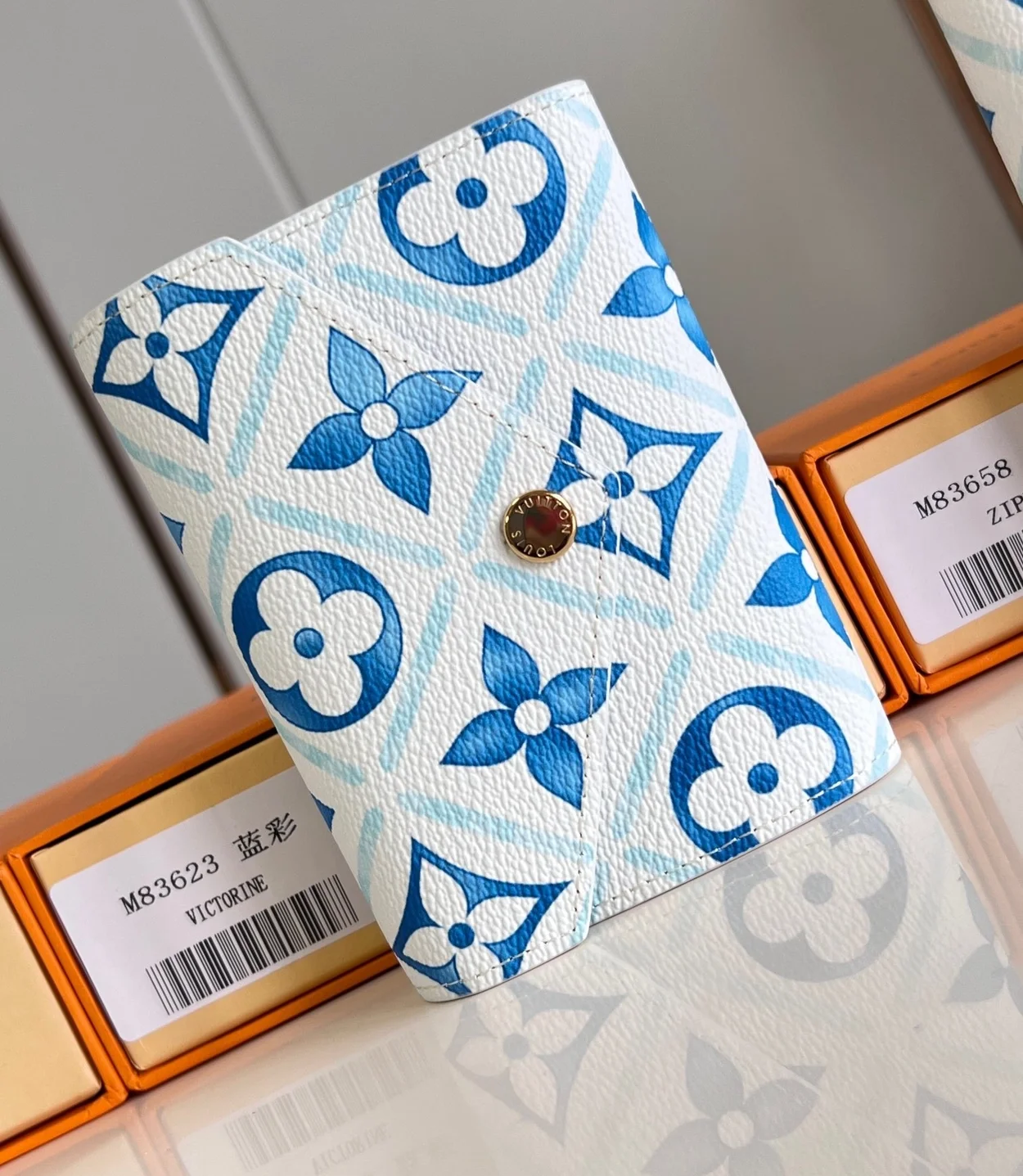 루이비통 빅토린 월릿 M83623
