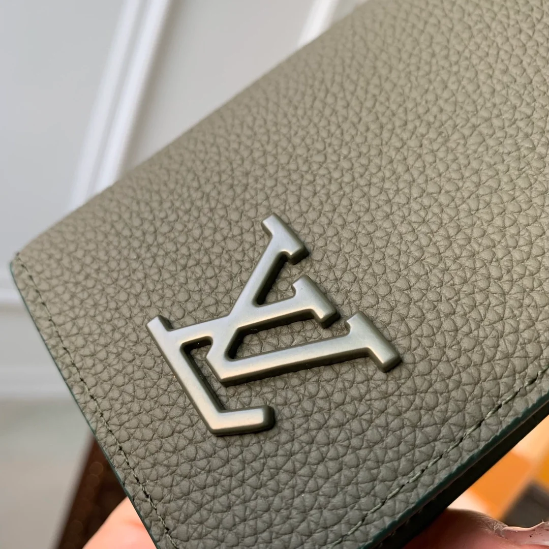 루이비통 포켓 오거나이저 M81731