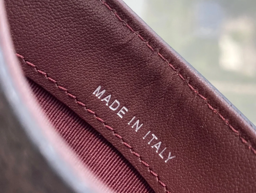 샤넬 클래식 카드 홀더 블랙 실버