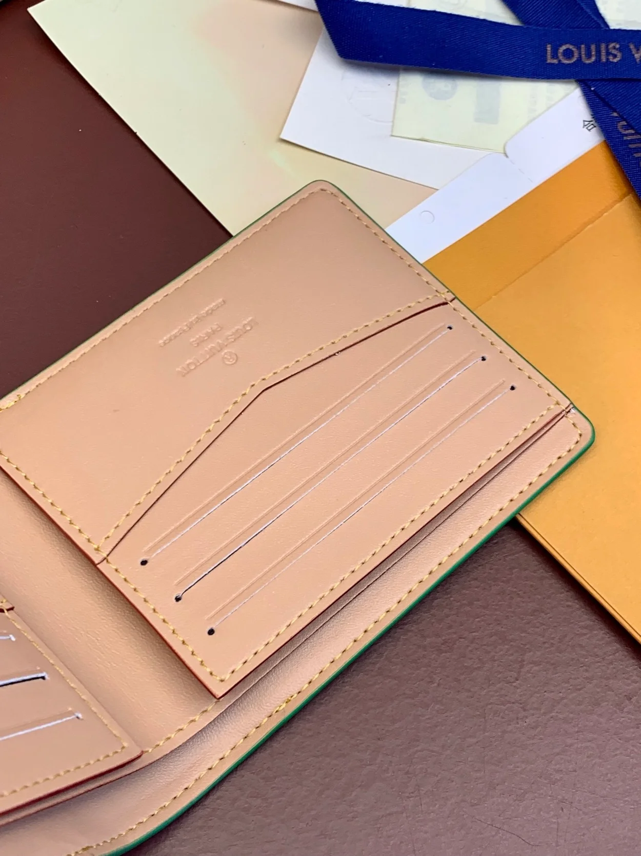 루이비통 슬렌더 월릿 N40636