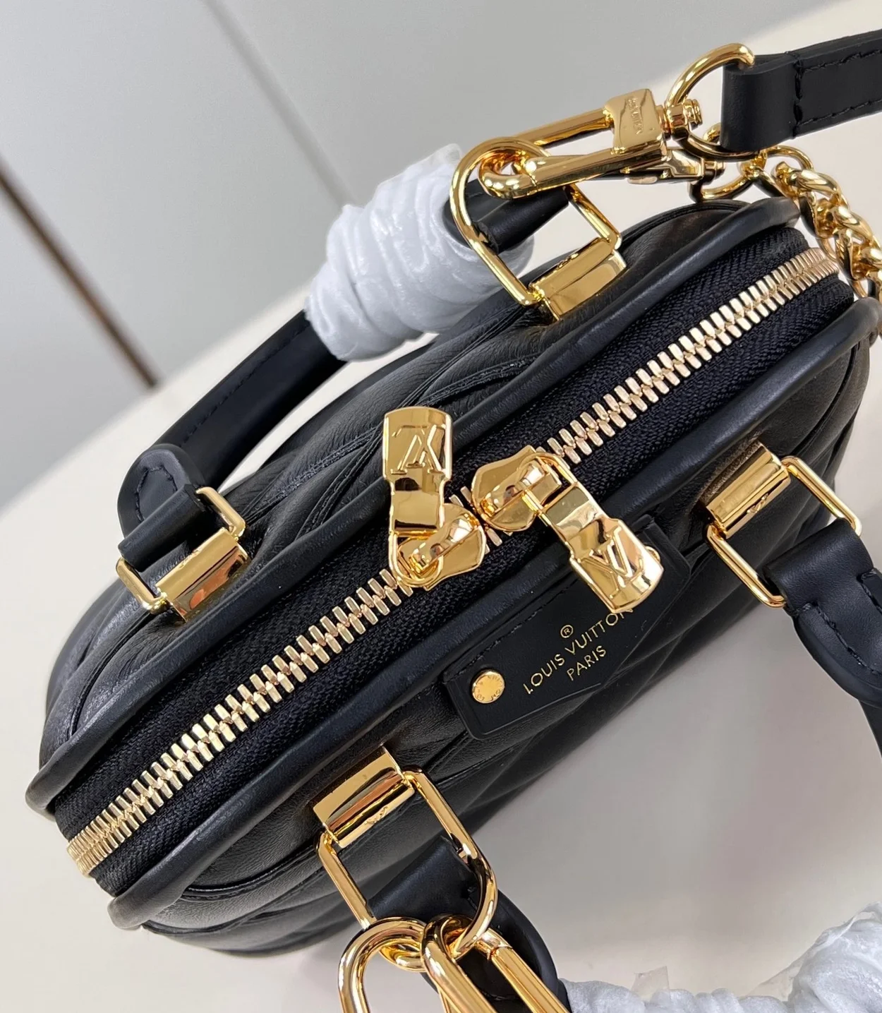 루이비통 나노 알마 말타쥬 M83048