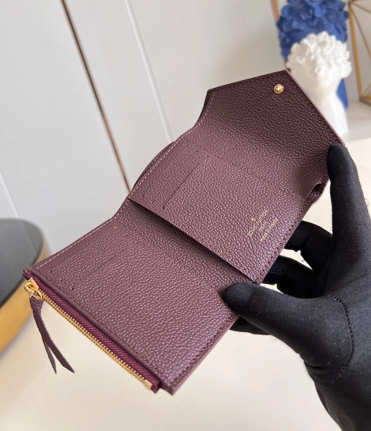 루이비통 빅토린 월릿 M82488