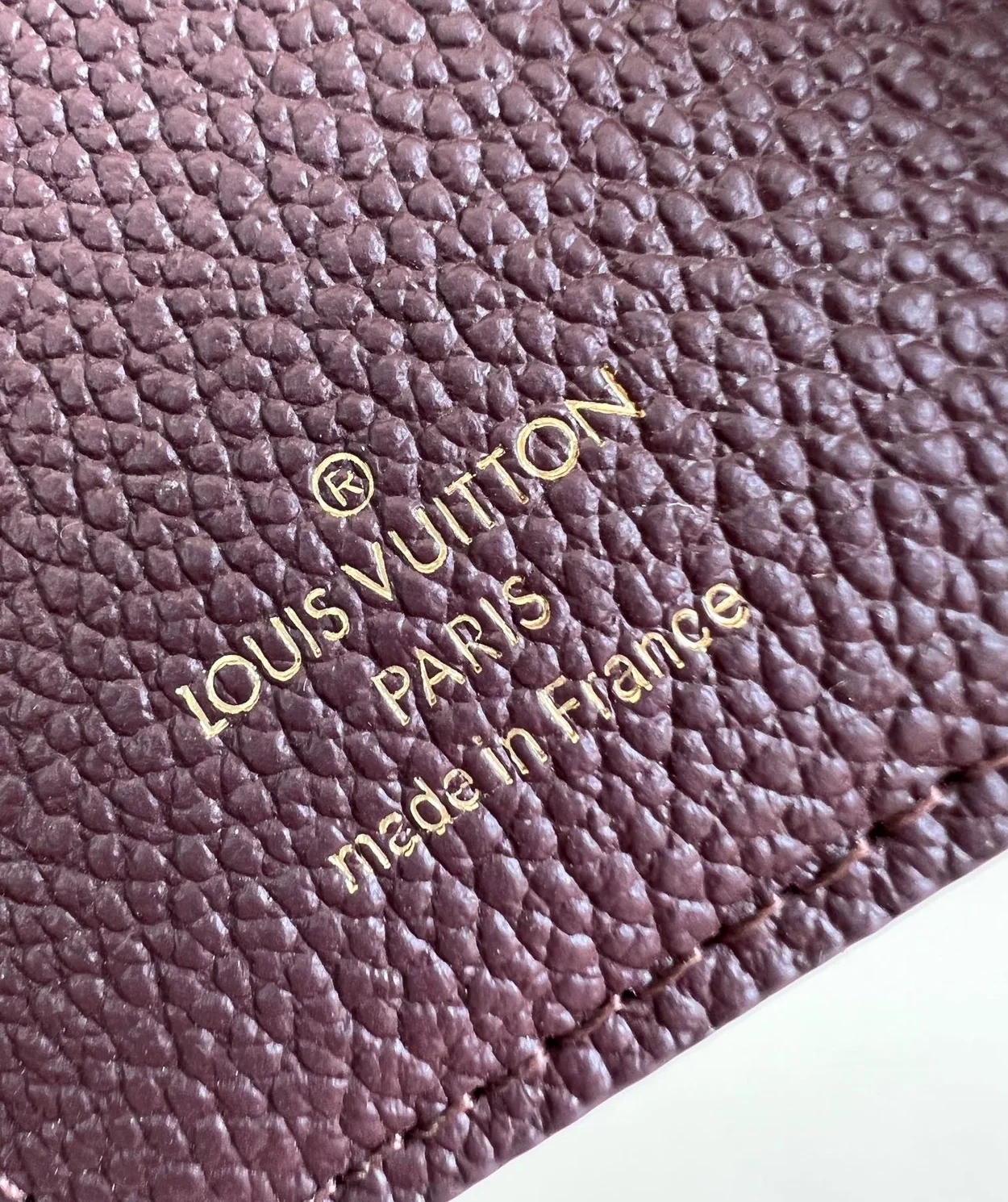 루이비통 빅토린 월릿 M82488