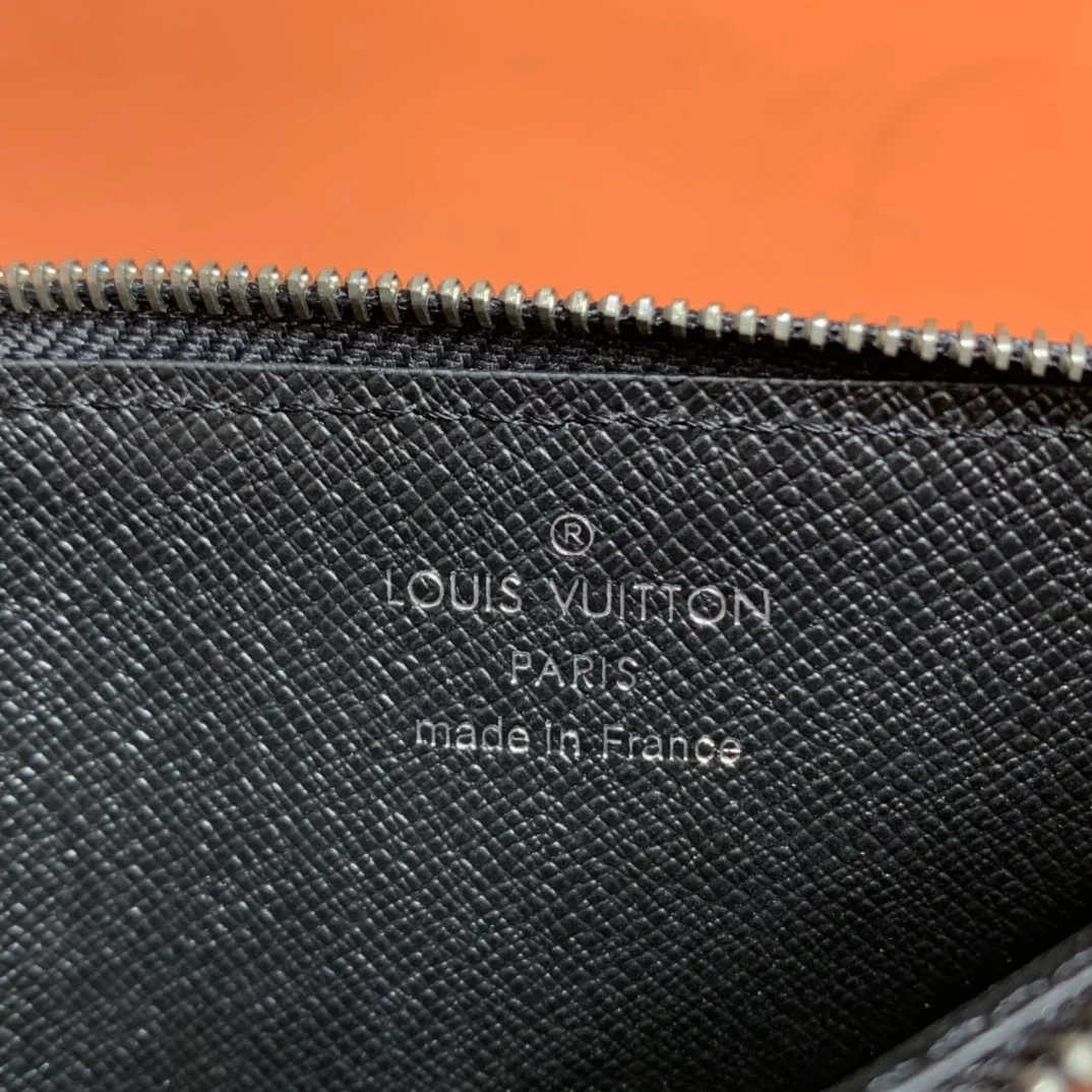 루이비통 코인 카드 홀더 M30271