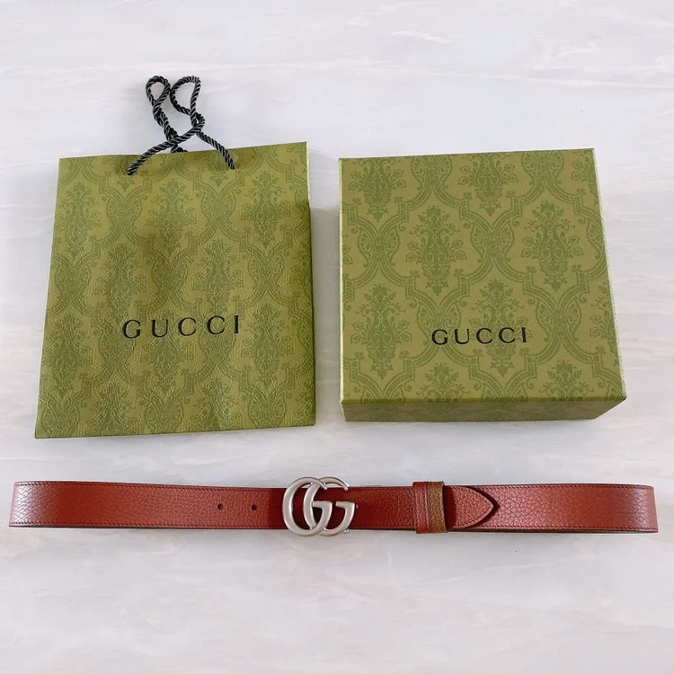 구찌  GG 버클 레더 양면 벨트