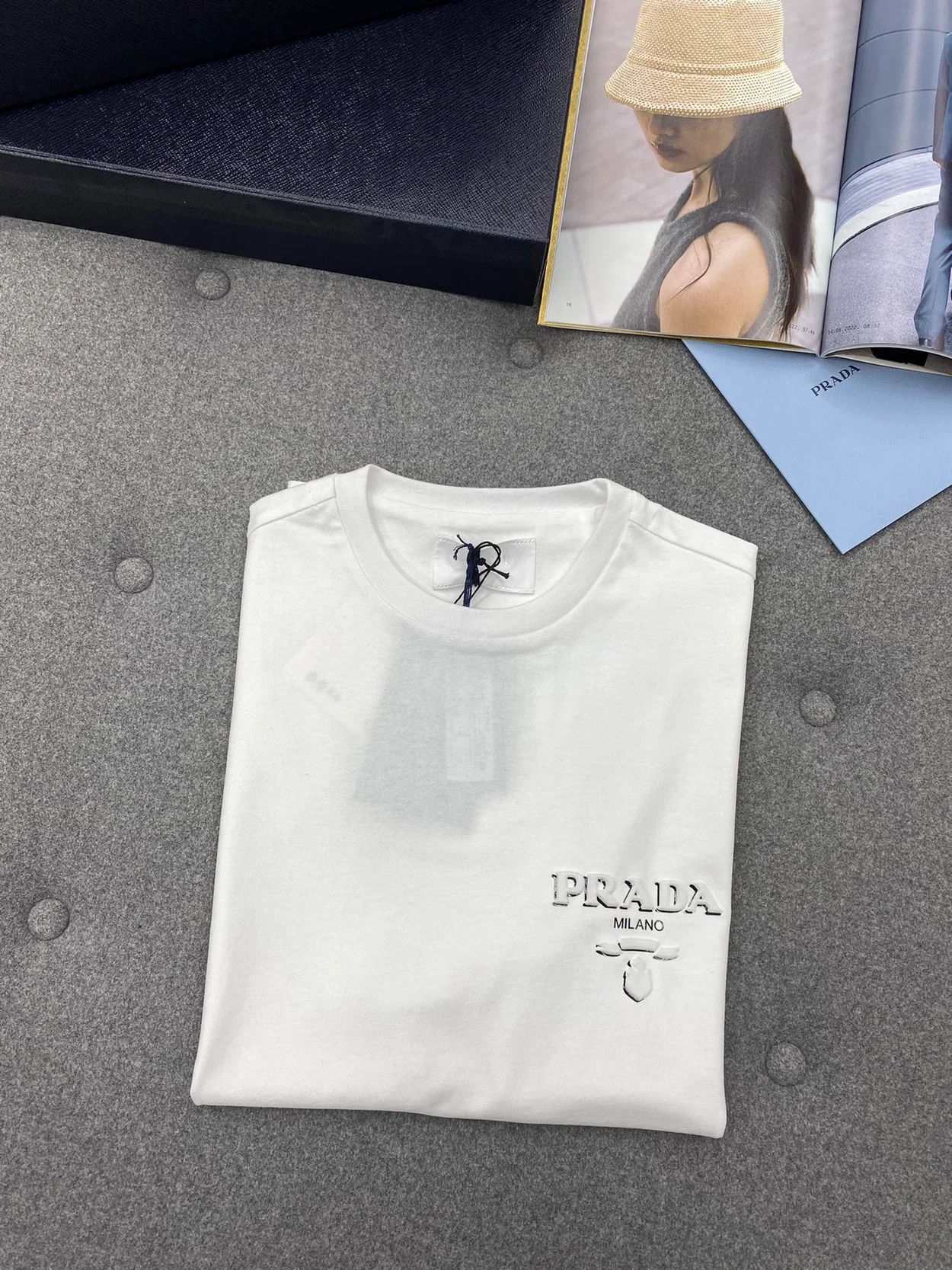 프라다 코튼 티셔츠 화이트