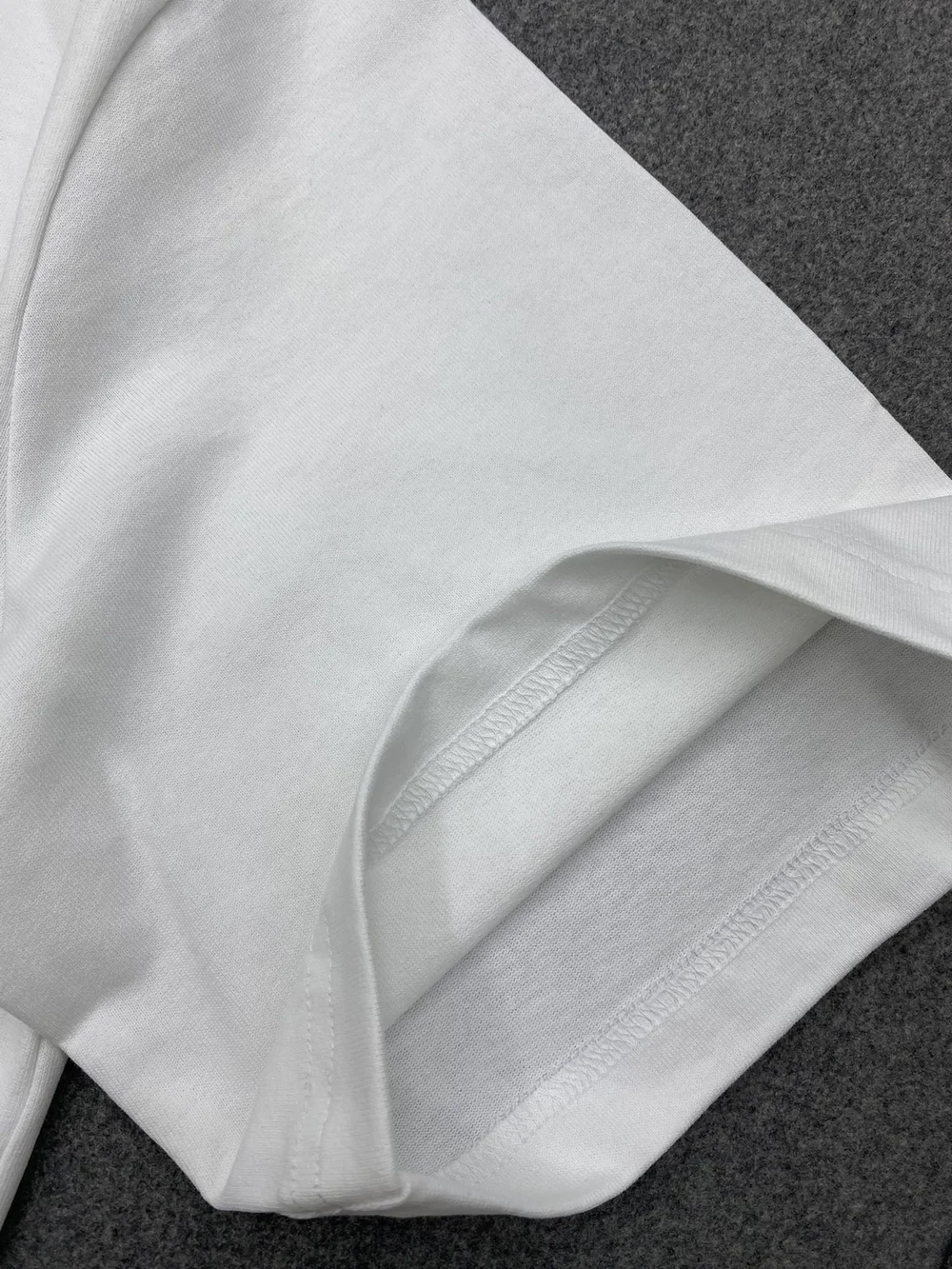 프라다 코튼 티셔츠 화이트