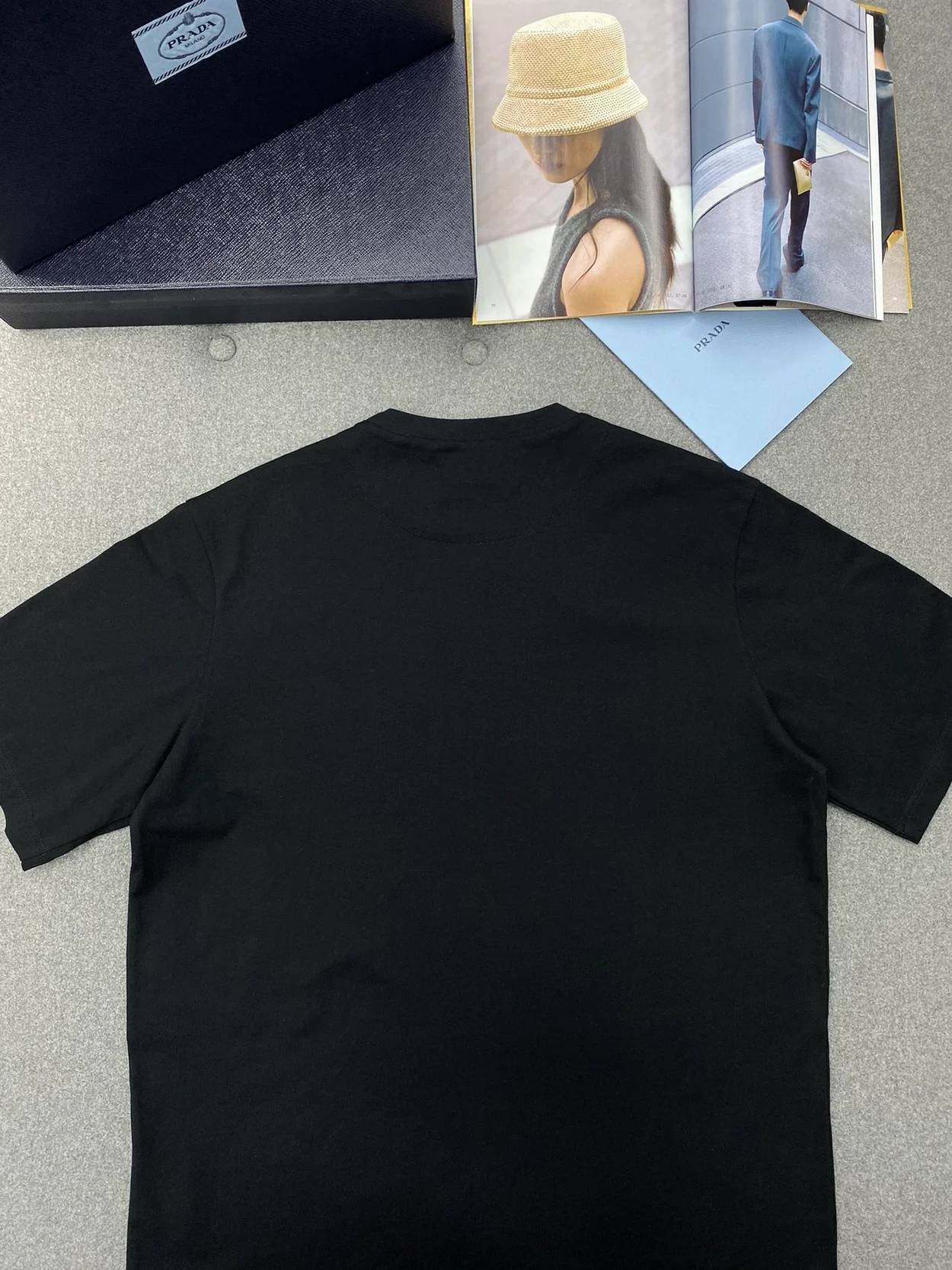 프라다 코튼 티셔츠 블랙