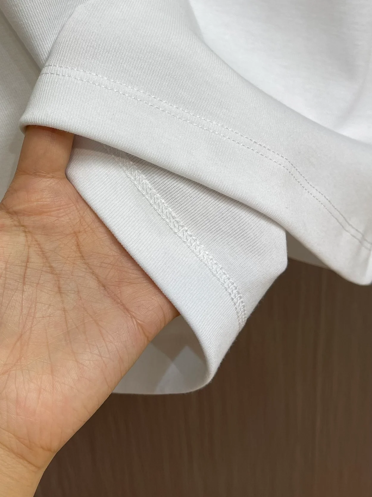 프라다 코튼 티셔츠 화이트