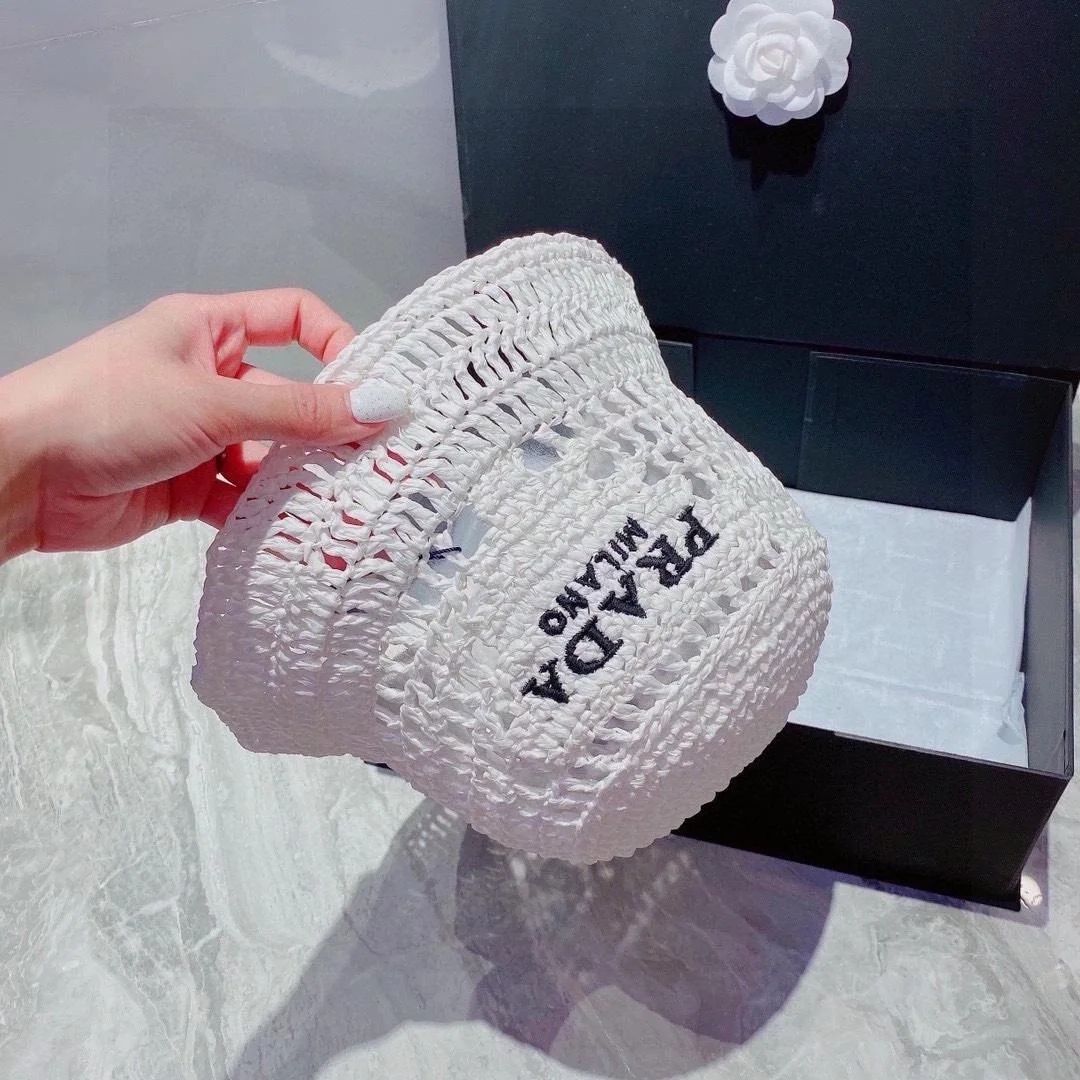 프라다 우븐 패브릭 화이트 버킷 햇