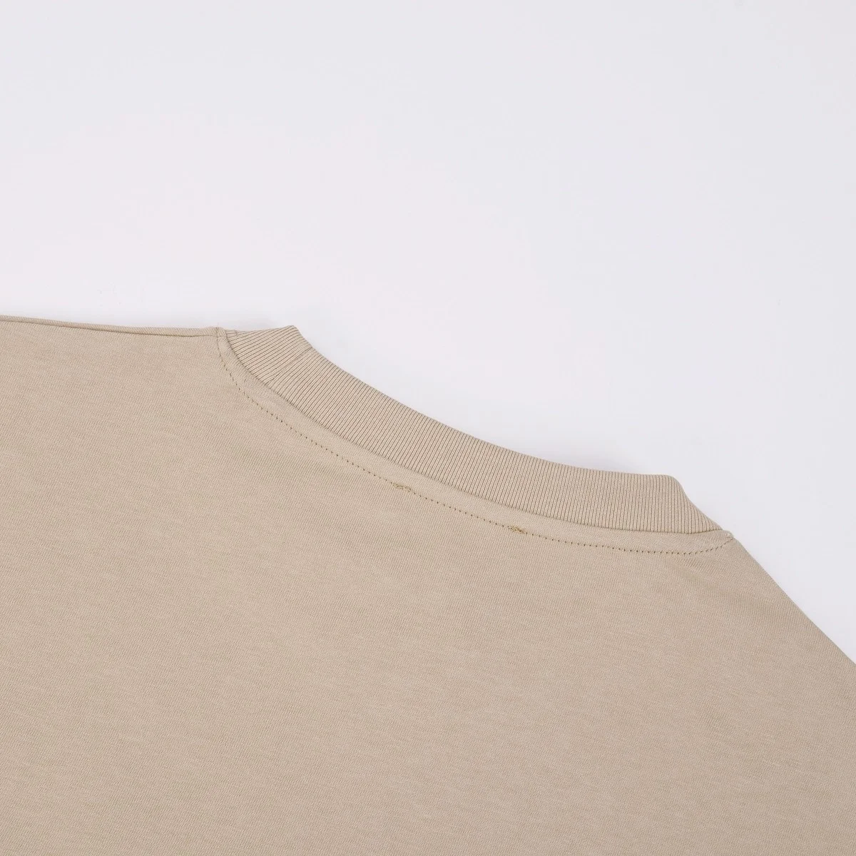 프라다 유니 삼각로고 티셔츠 베이지