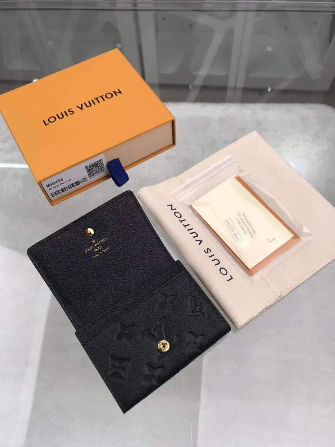 루이비통 비즈니스 카드 홀더 M58456
