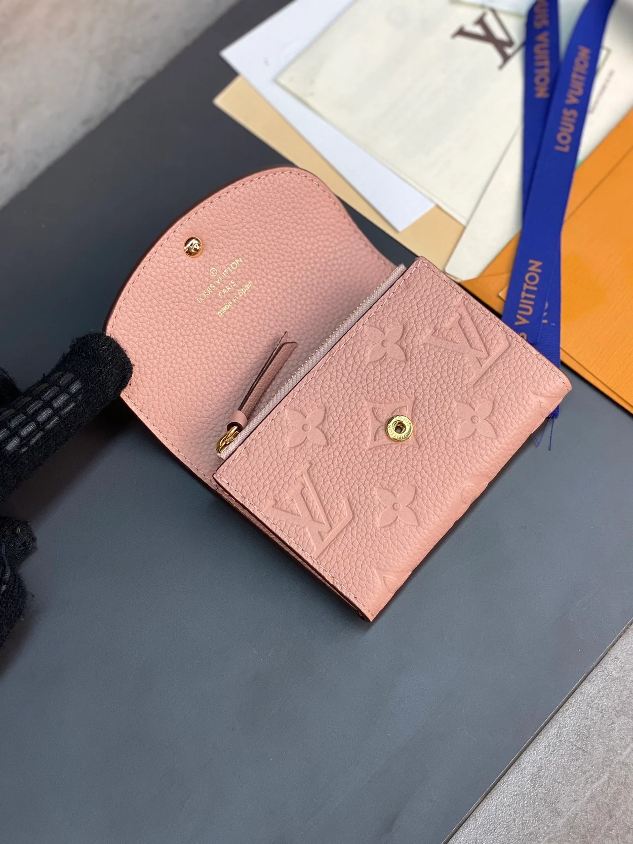 루이비통 로잘리 코인 퍼스 M81520