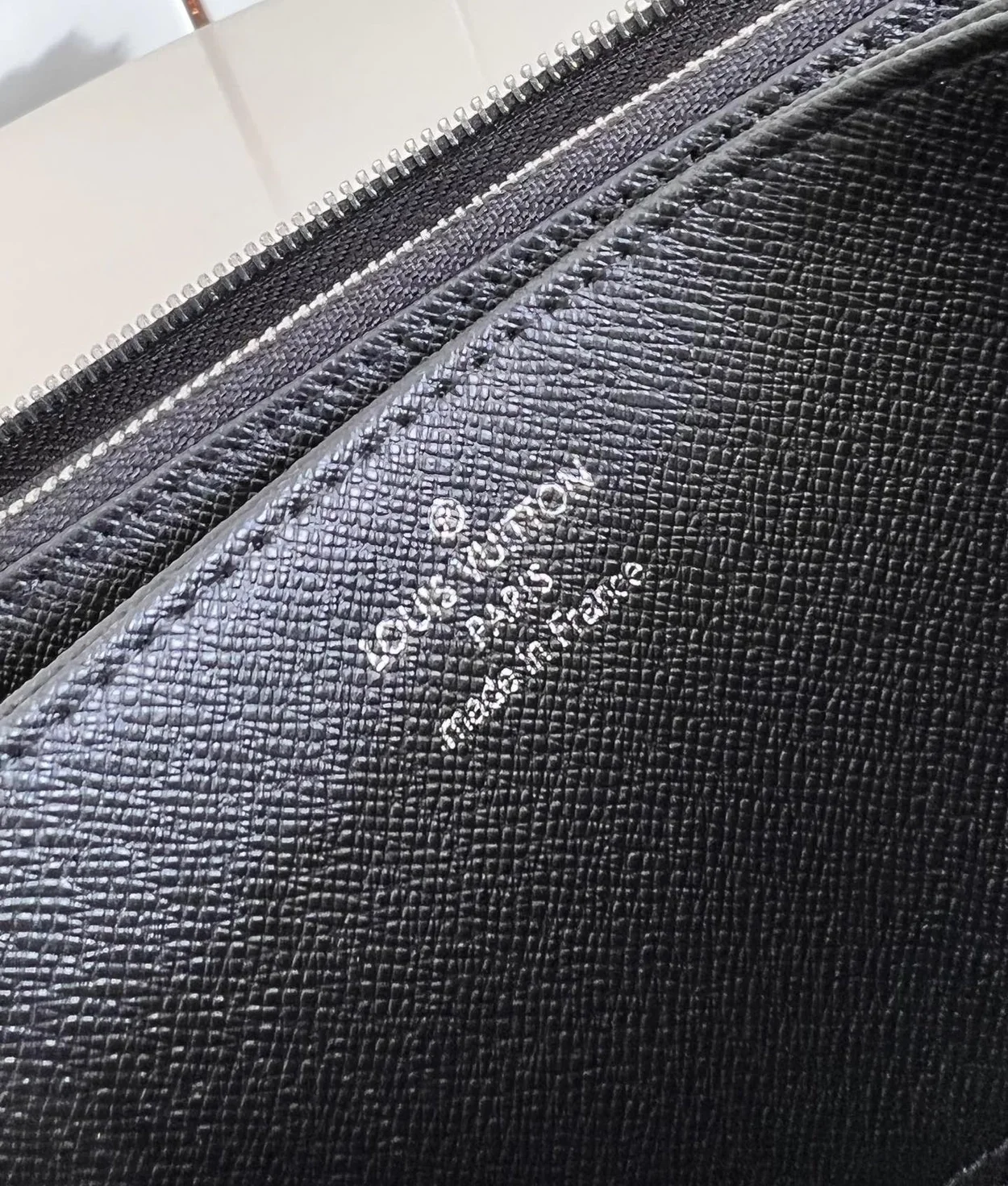 루이비통 지피 월릿 M81858