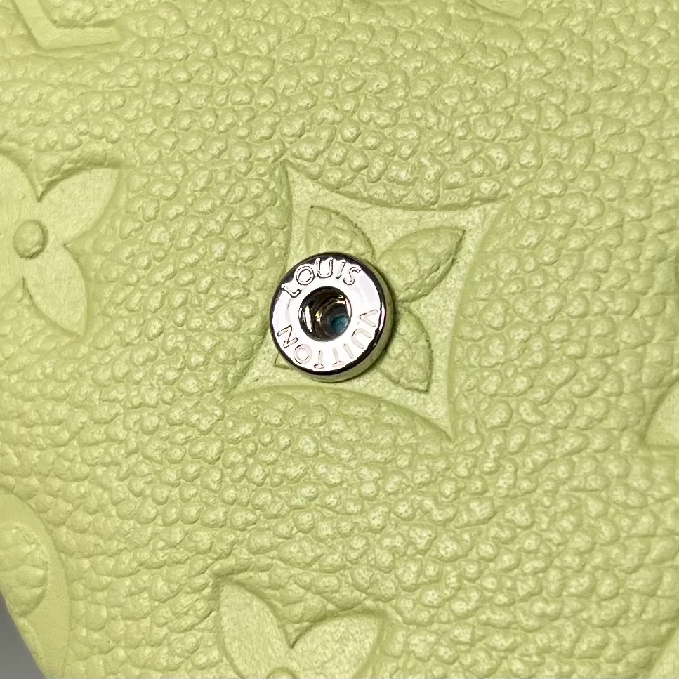 루이비통 로잘리 코인 월릿 M82392