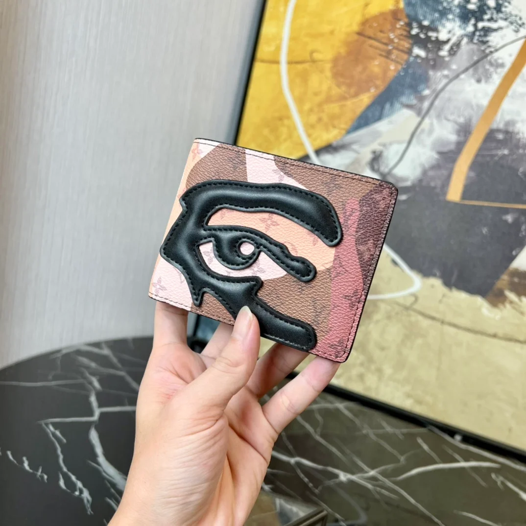 루이비통 멀티플 월릿 M82573