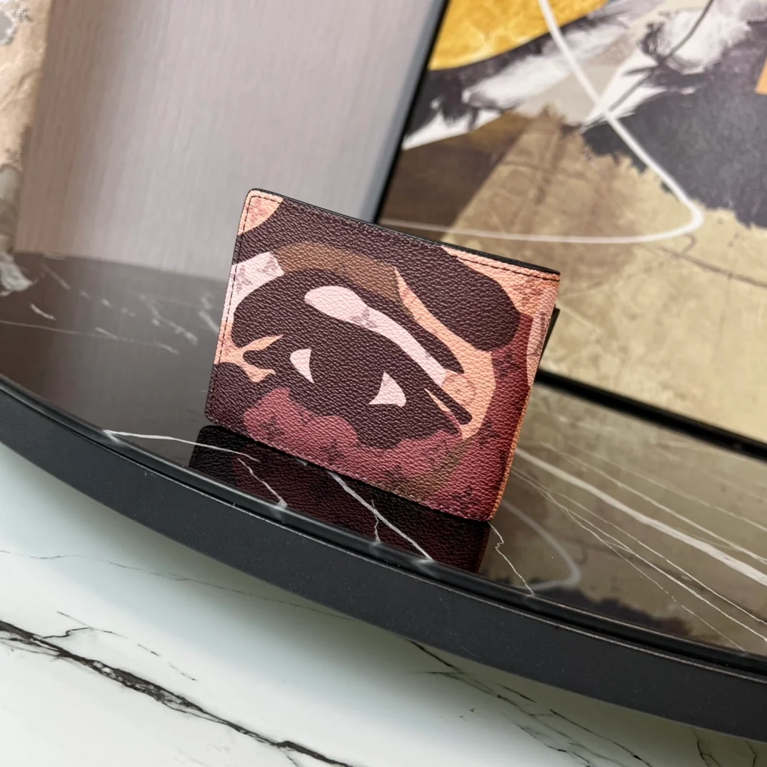 루이비통 멀티플 월릿 M82573