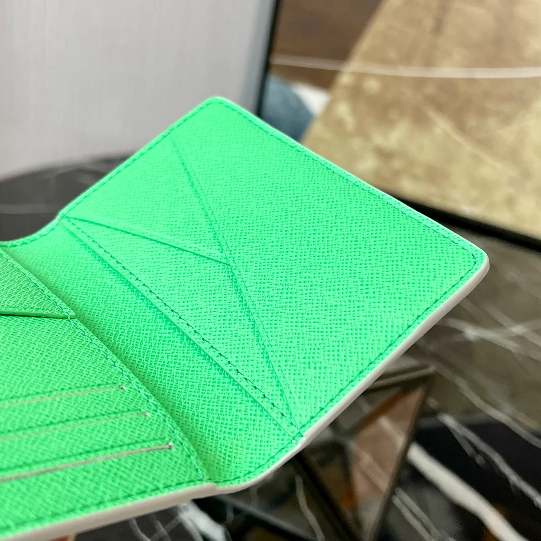 루이비통 포켓 오거나이저 M82575