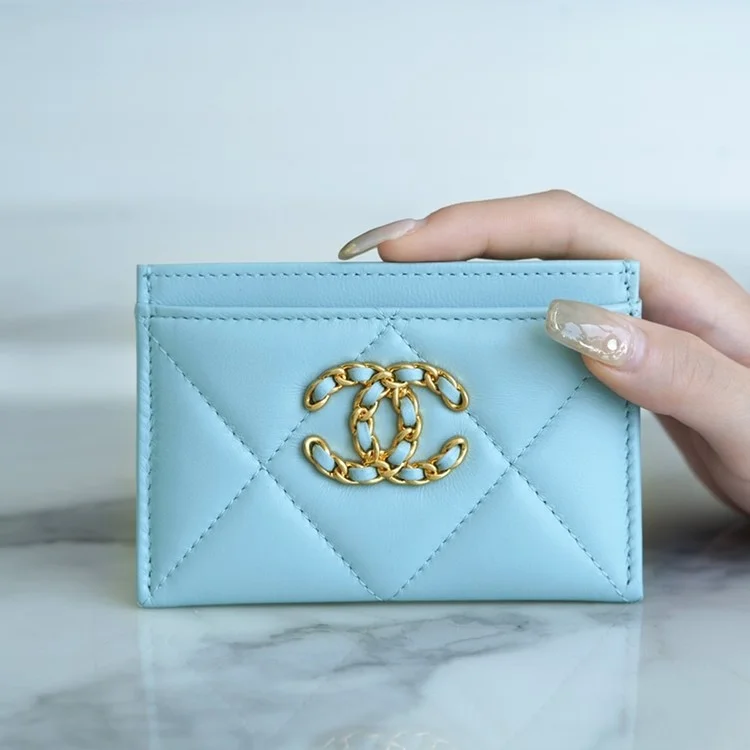 샤넬 클래식 카드 지갑 블루