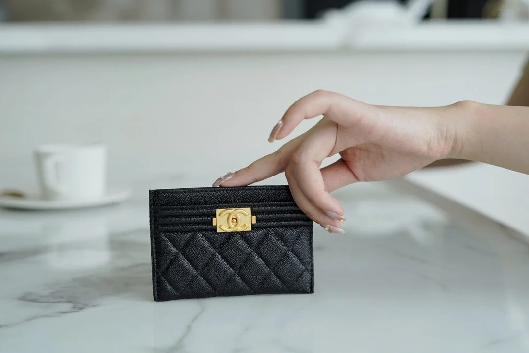 샤넬 보이 카드 홀더