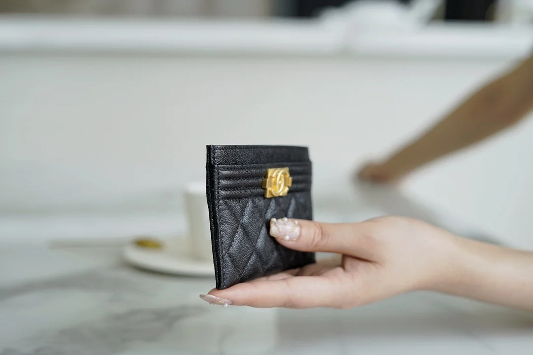 샤넬 보이 카드 홀더