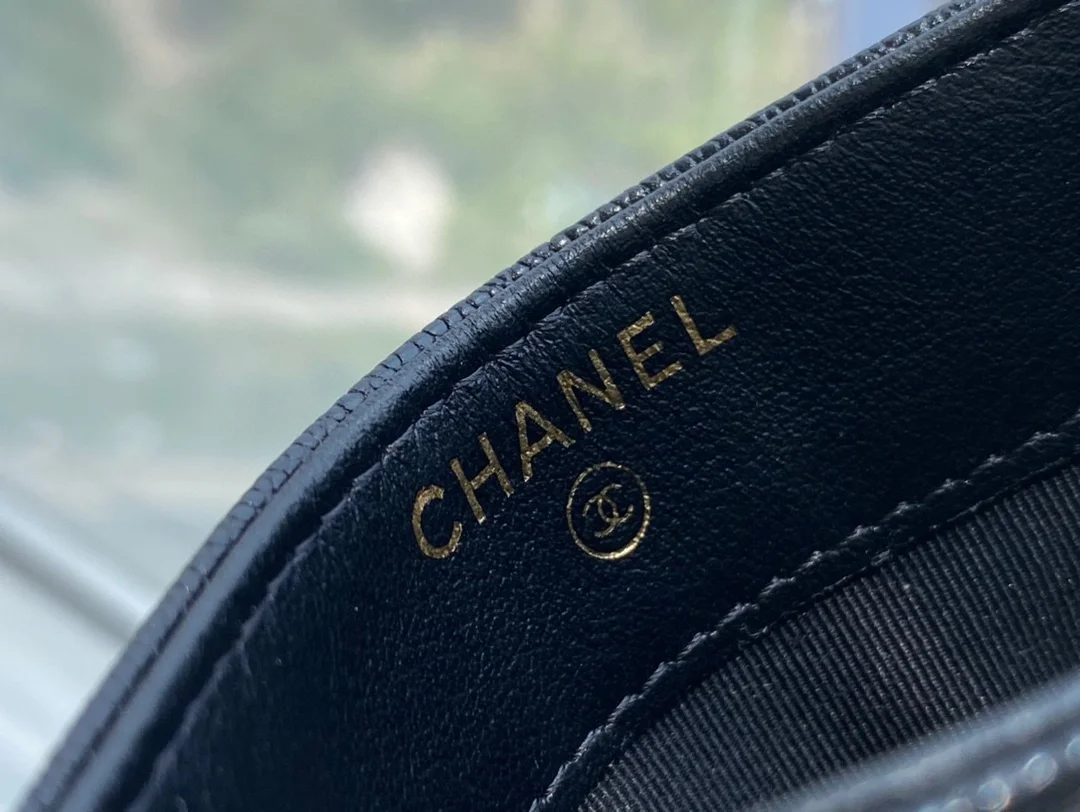 샤넬 보이 카드 홀더