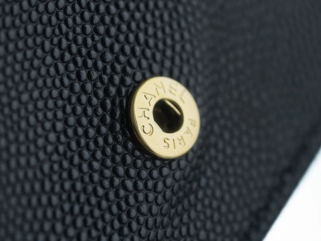 샤넬 클래식 지퍼 카드 홀더