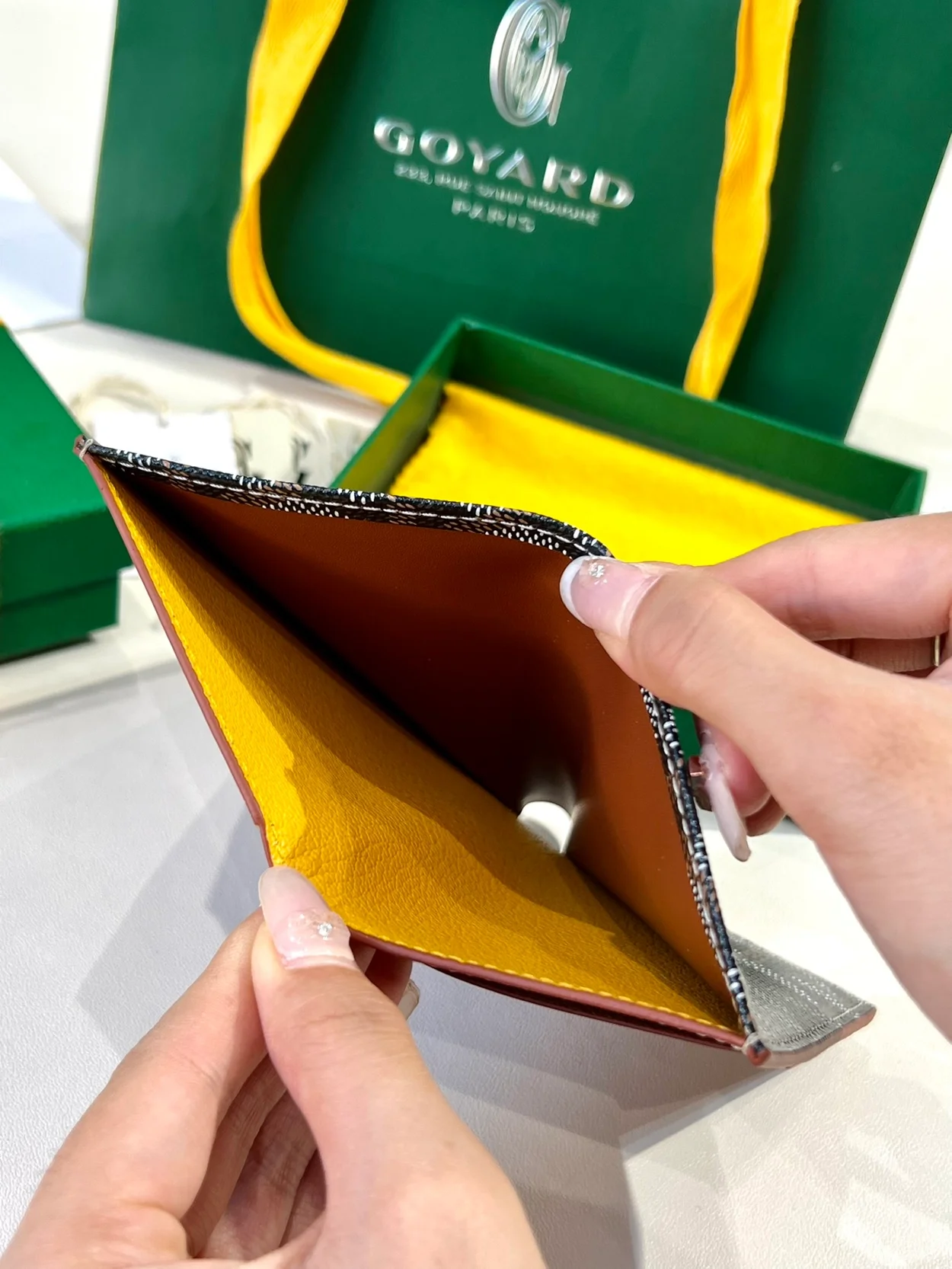 고야드 생피에르 카드 홀더 탄