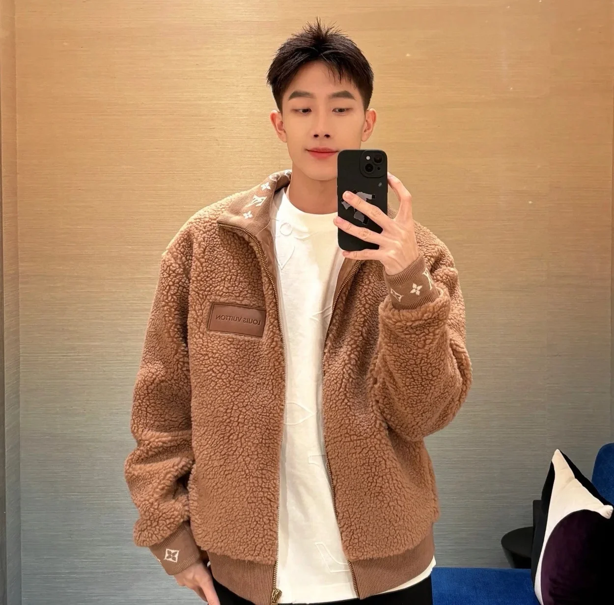 루이비통 레더 패치 플리스 블루종