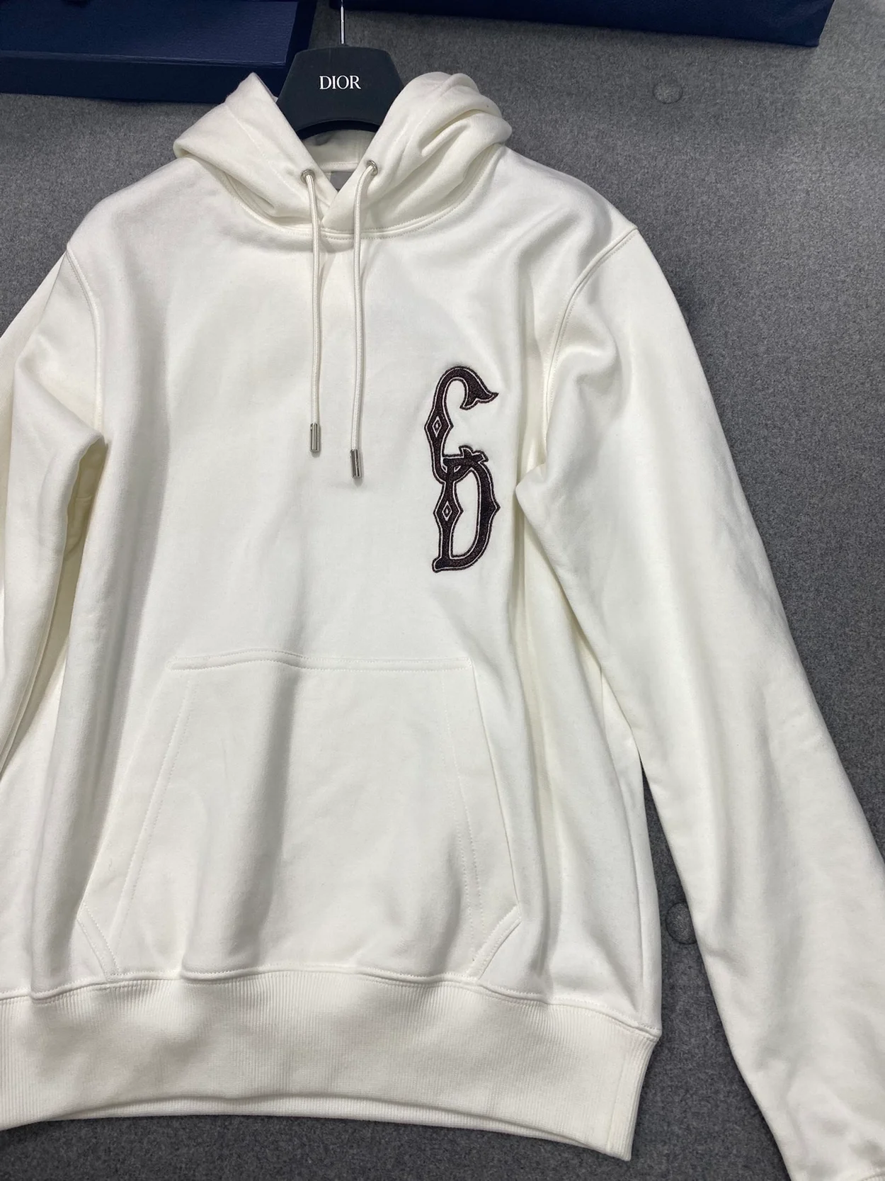 디올 인터레이스 레귤러 핏 스웨트셔츠