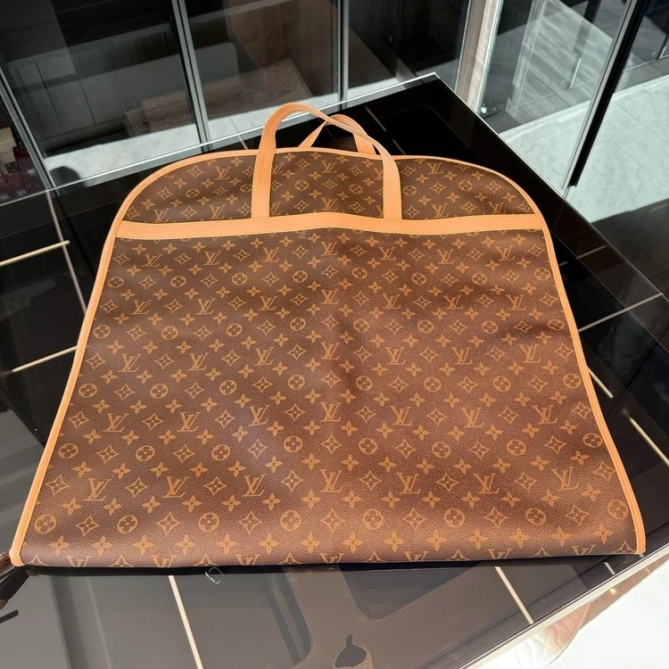 루이비통 모노그램 슈트 드레스 커버