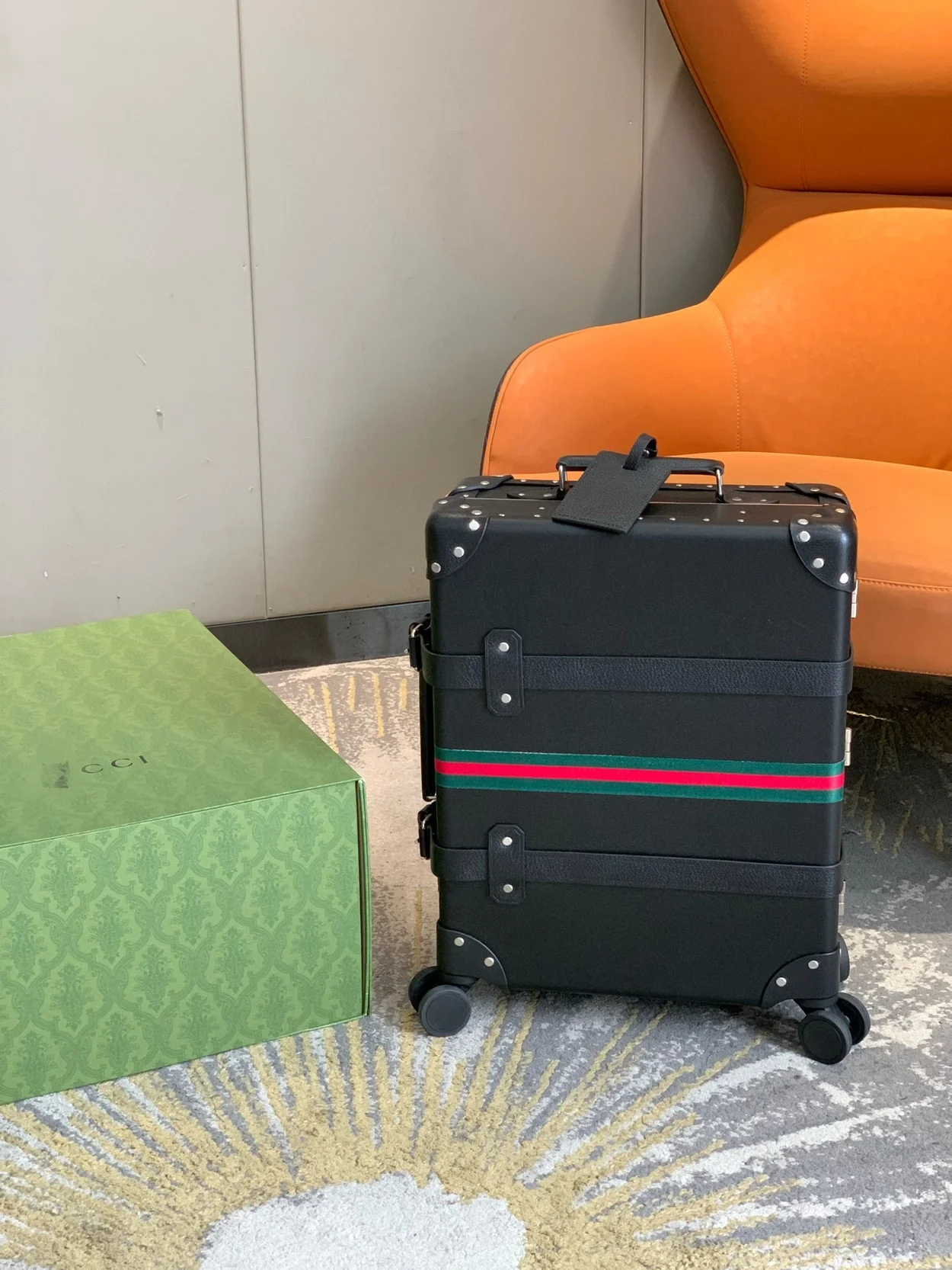 구찌 글로브 트로터 캐리어