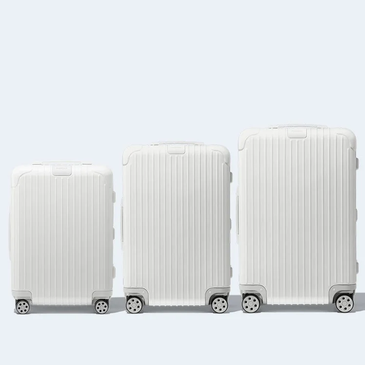 리모와 에센셜 화이트 수트케이스